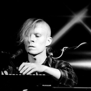 Photo by Kevin Cummins (September 20 1982 - Hacienda, Manchester, England)