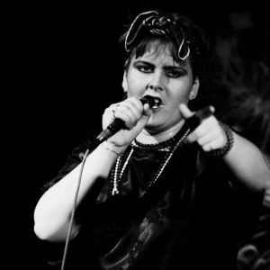 Photo by Kevin Cummins (September 20 1982 - Hacienda, Manchester, England)